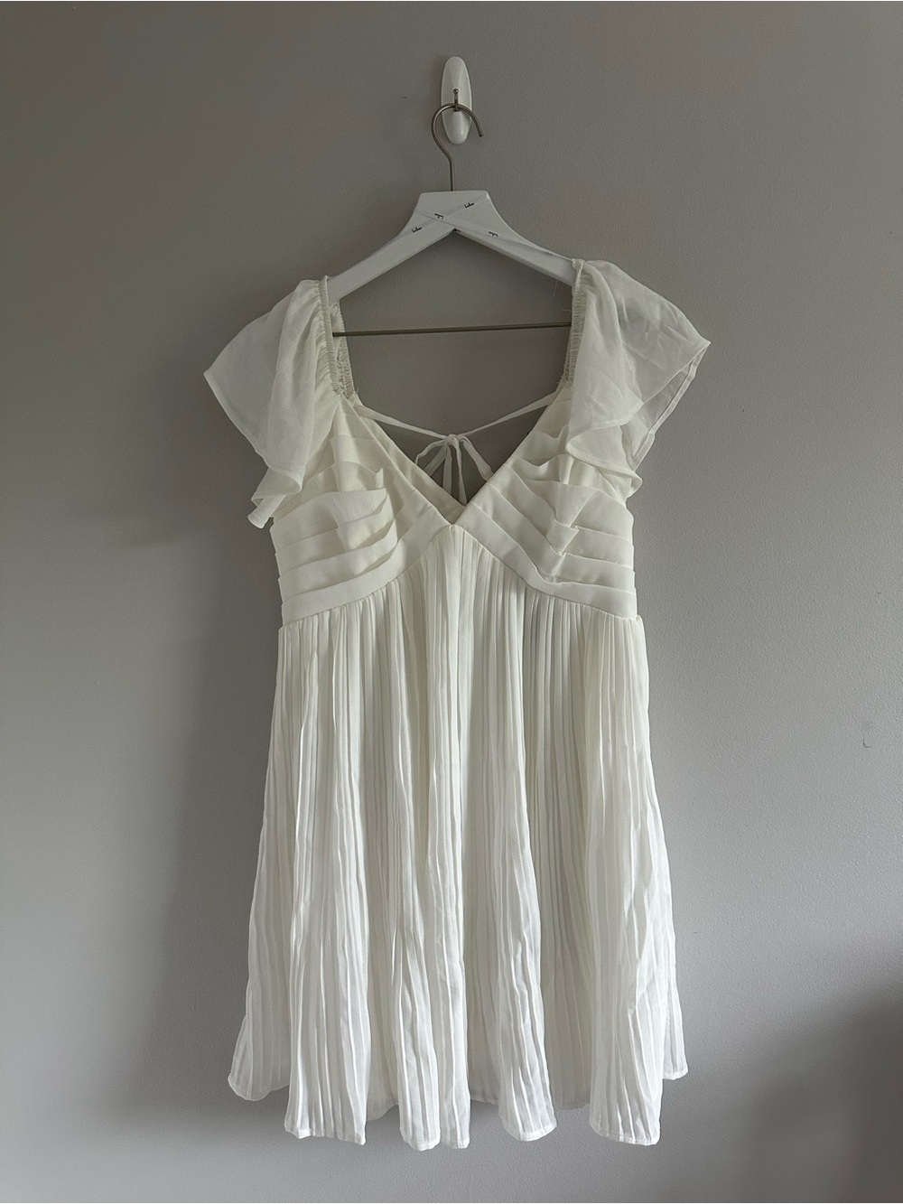 Lulus White Mini Dress Size M NWT